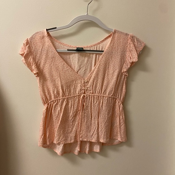 NWOT Wild Fable Flutter Tie Front V-neck top. - Picture 4 of 8